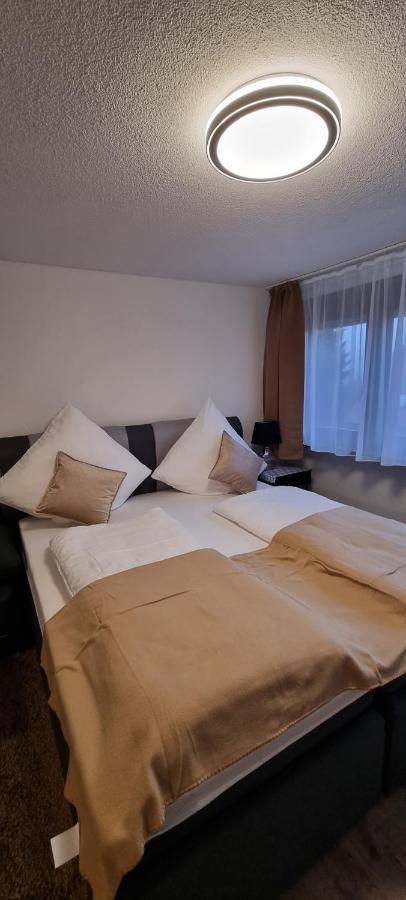 Waterfalls Apartment 3 トリベルク エクステリア 写真