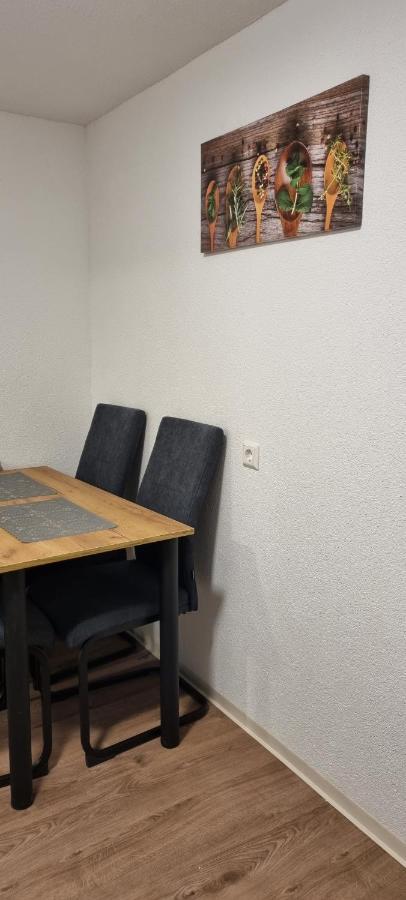 Waterfalls Apartment 3 トリベルク エクステリア 写真